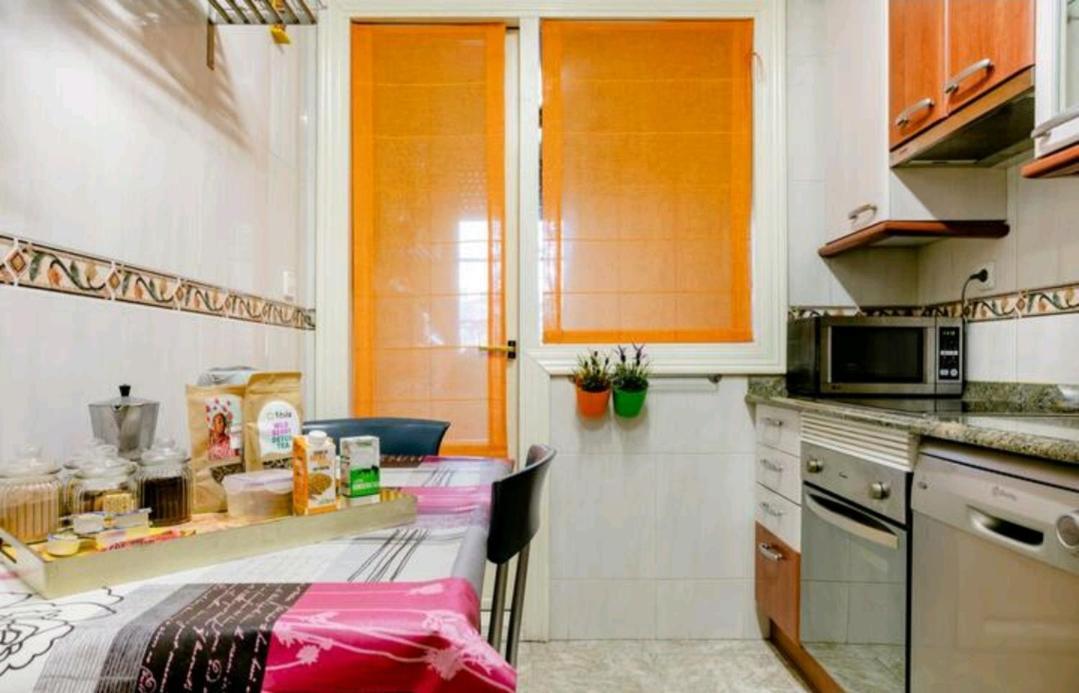 ビルバオNuestro Refugio - Casco Viejo Con Wifi Y Parking Gratuito-アパートメント エクステリア 写真