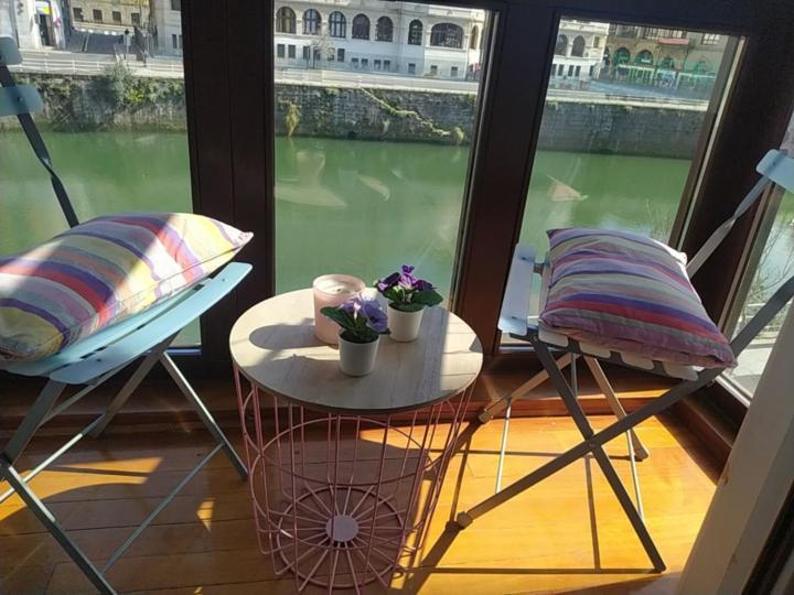 ビルバオNuestro Refugio - Casco Viejo Con Wifi Y Parking Gratuito-アパートメント エクステリア 写真